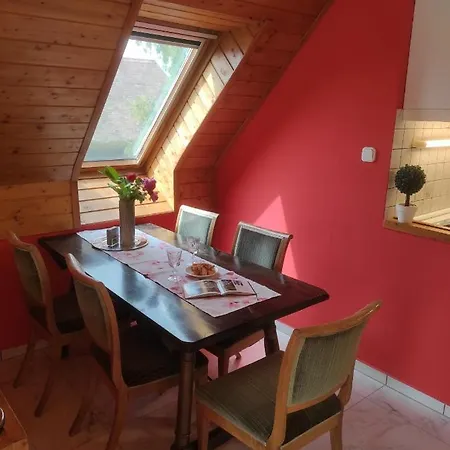 Joel Swiss Apartman