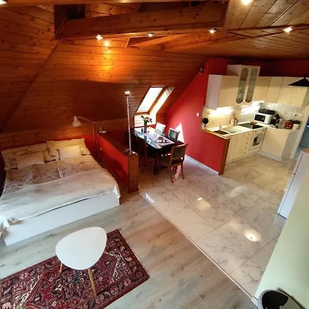 Joel Swiss Apartment Keszthely