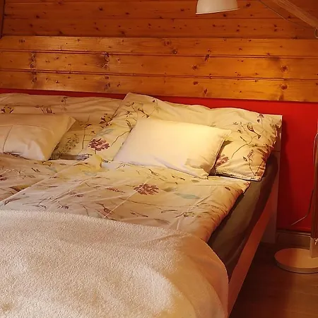 Joel Swiss Apartman Apartamento Keszthely