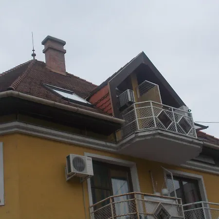 Joel Swiss Apartman Apartamento *
